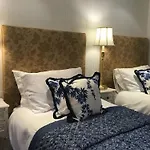5 Regal House